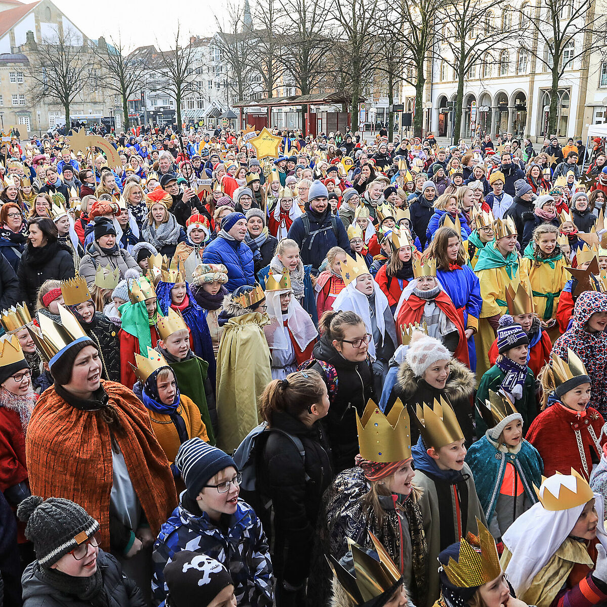 Ihr seid Könige und Königinnen unserer Hoffnung auf Frieden